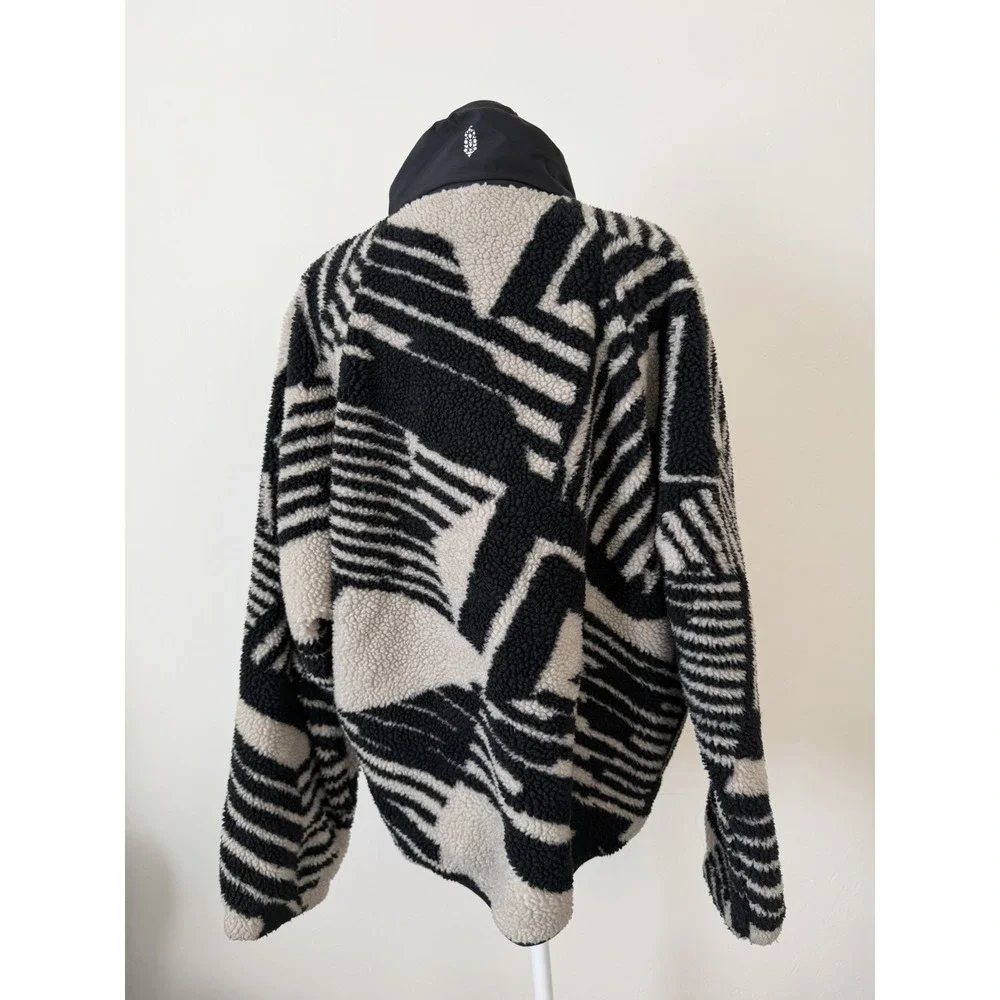 Free People FP Movement Rocky Ridge Fleece Jacket Geo Line Combo Sz XL Sherpa